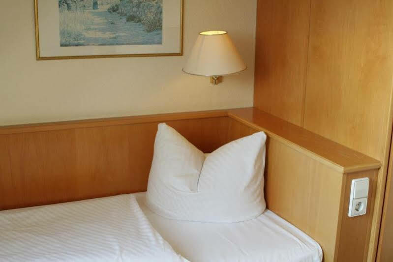 Hotel Birgit Berlin Mitte Exterior photo